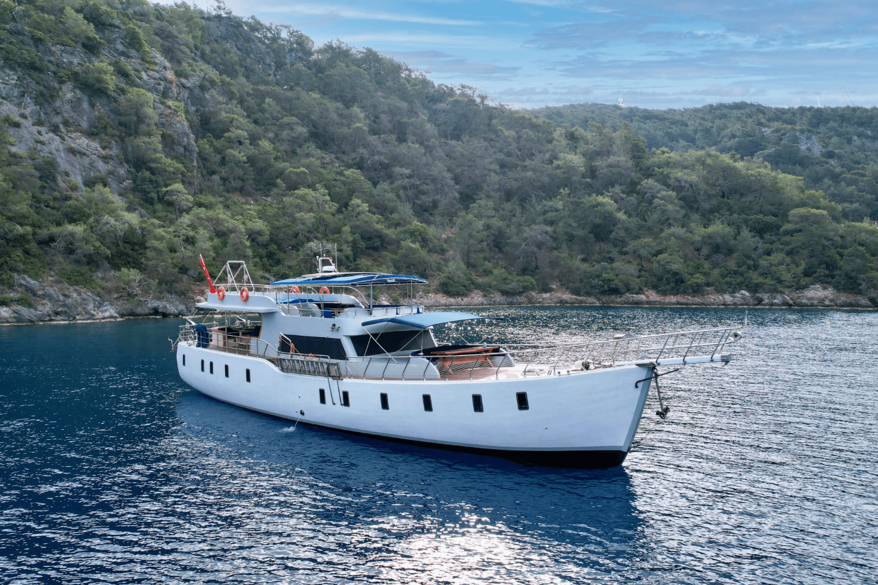 Enjoy Life yacht