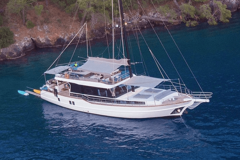 NAYK 2 yacht