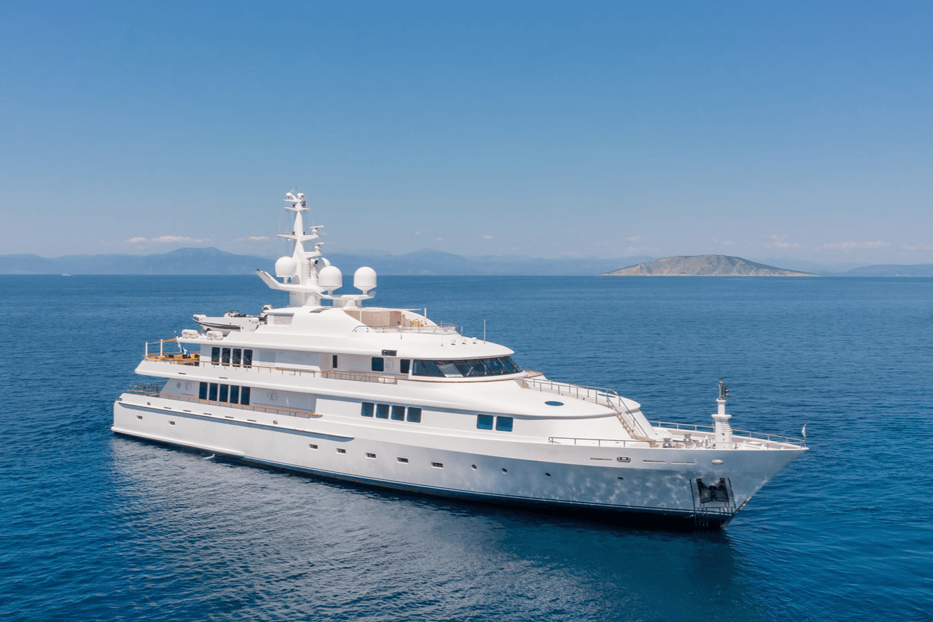 VERA yacht