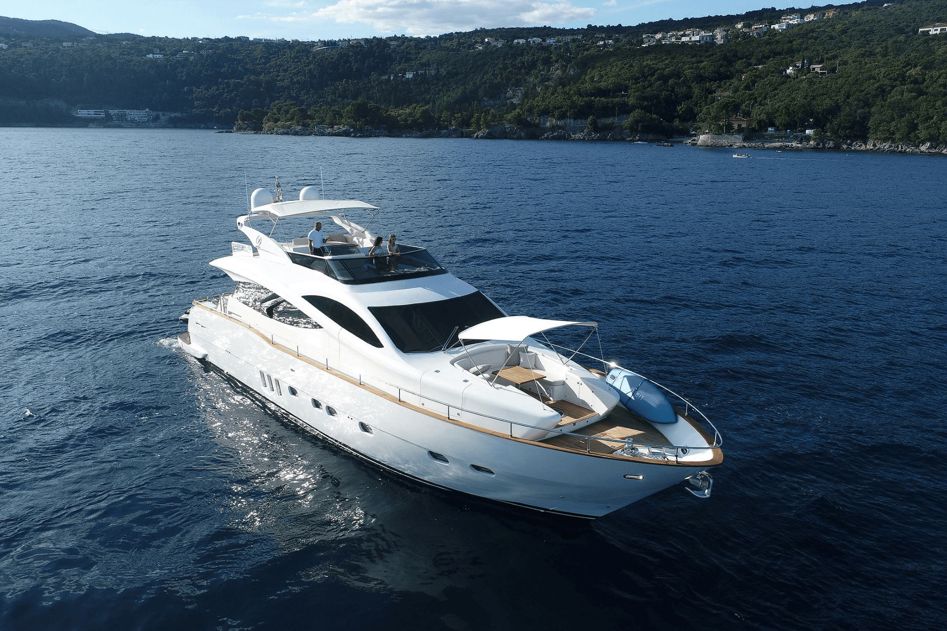 LUKAS yacht