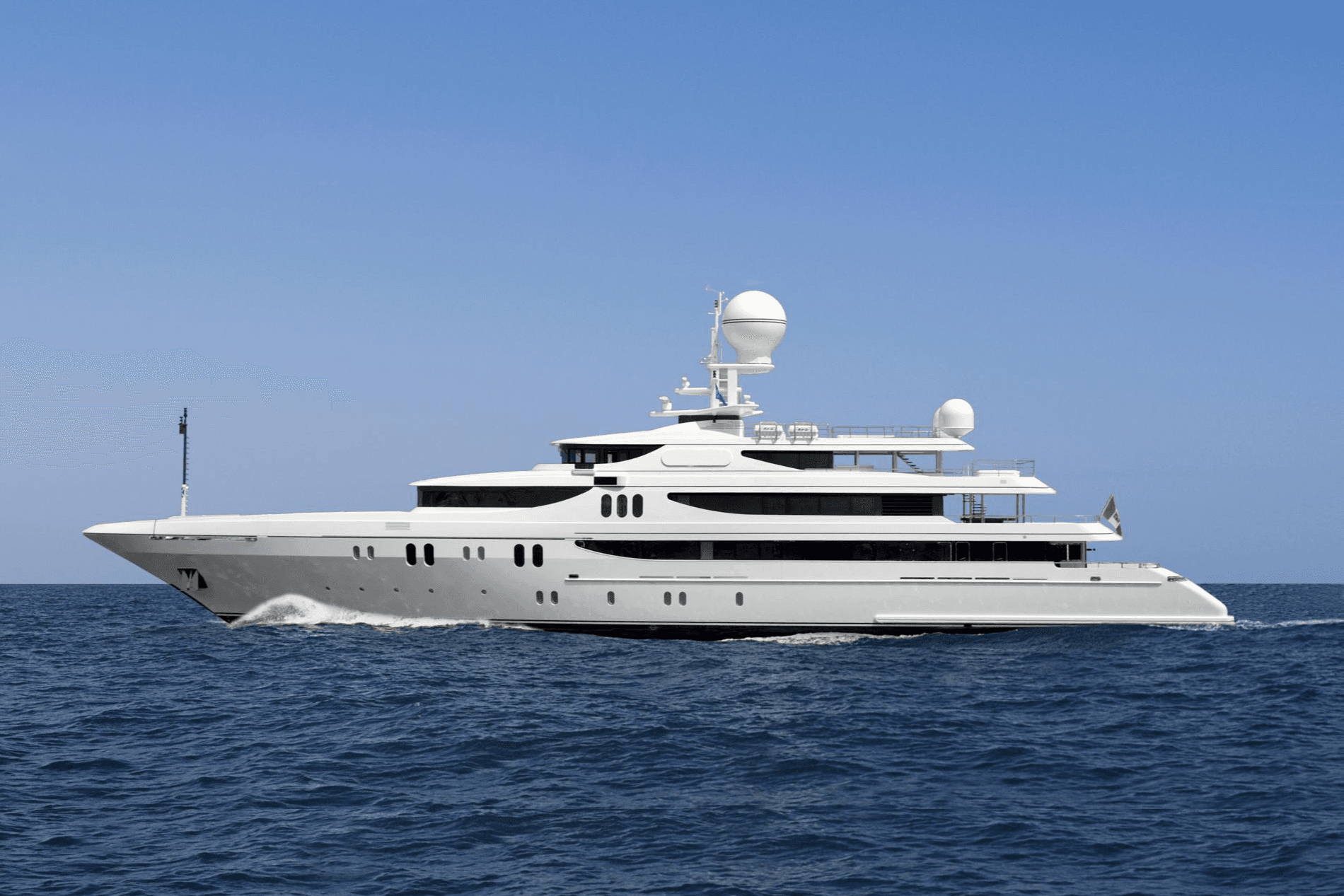 JOIA THE CROWN JEWEL yacht