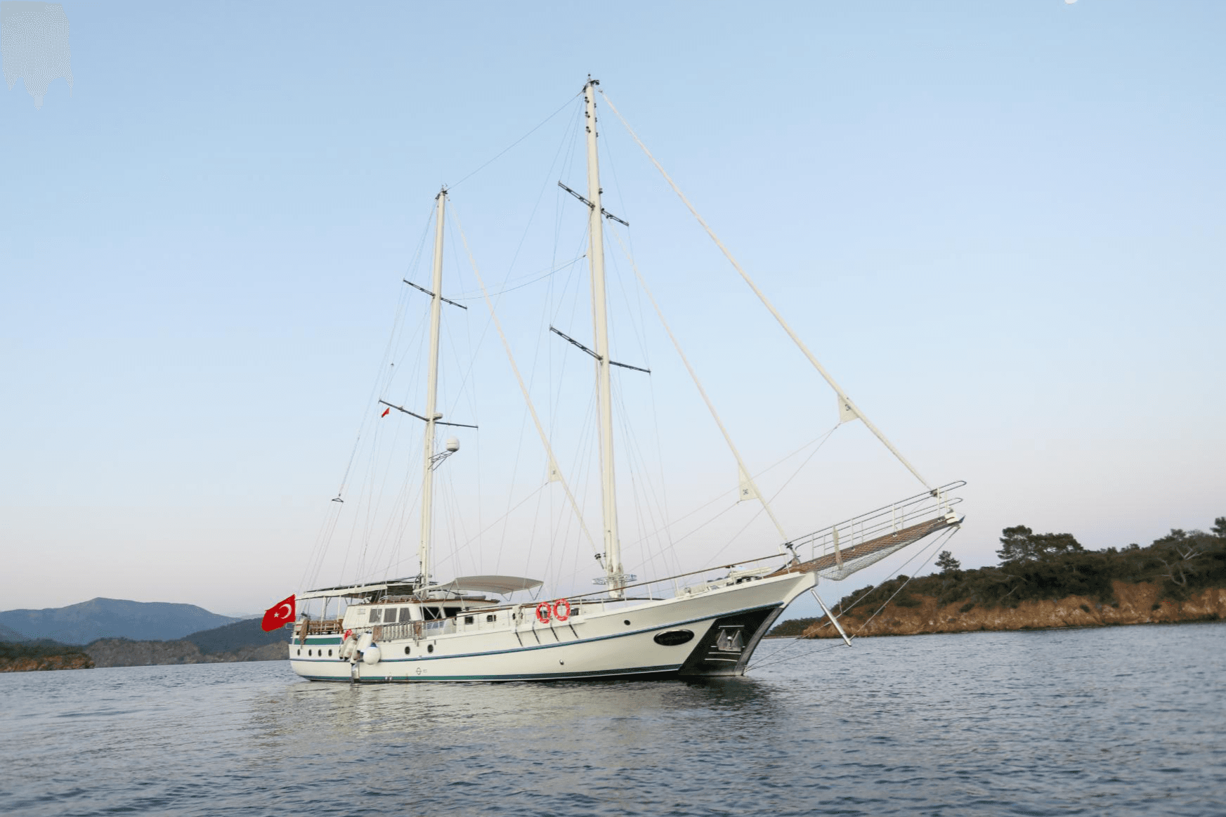 Sunworld 10 yacht