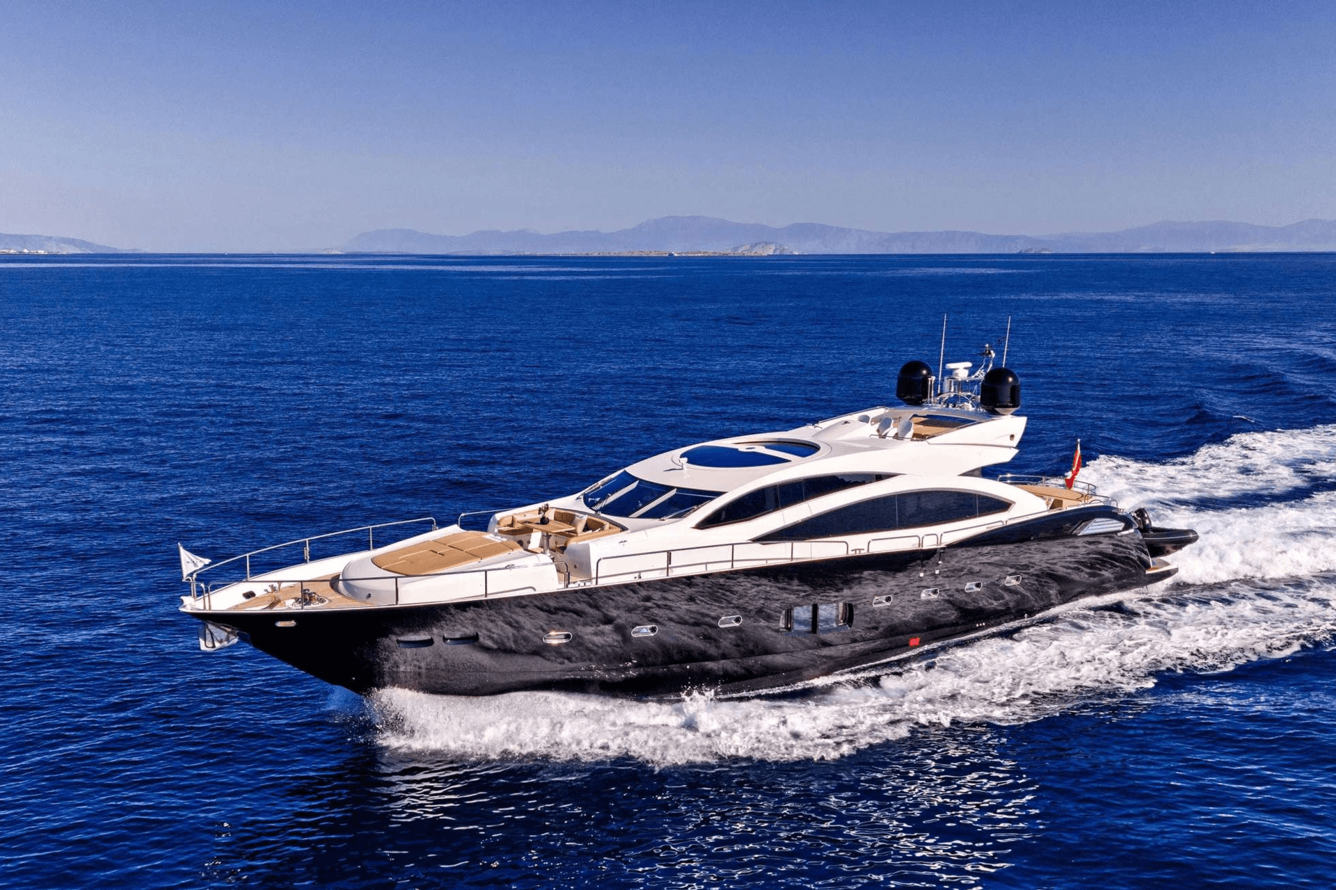 BLADE 6 yacht