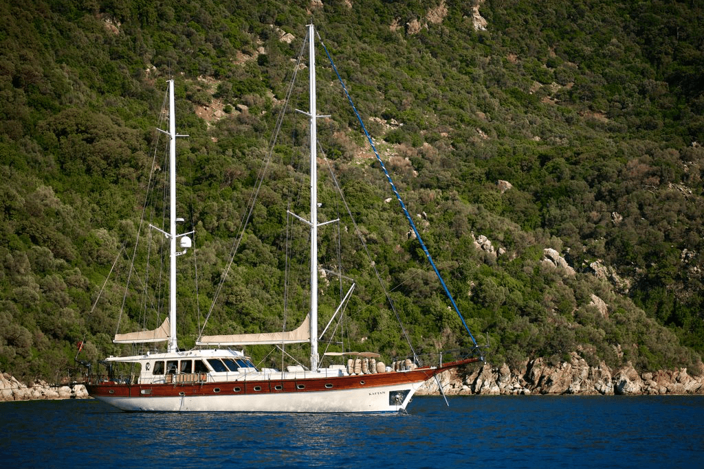 KAFTAN yacht
