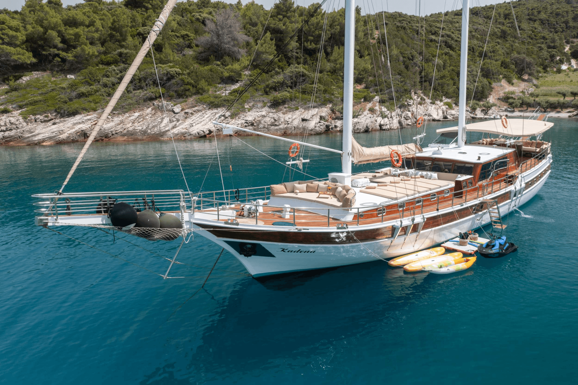 Kadena yacht