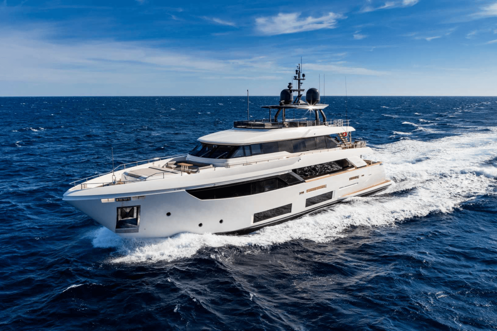 UPSTREAM yacht
