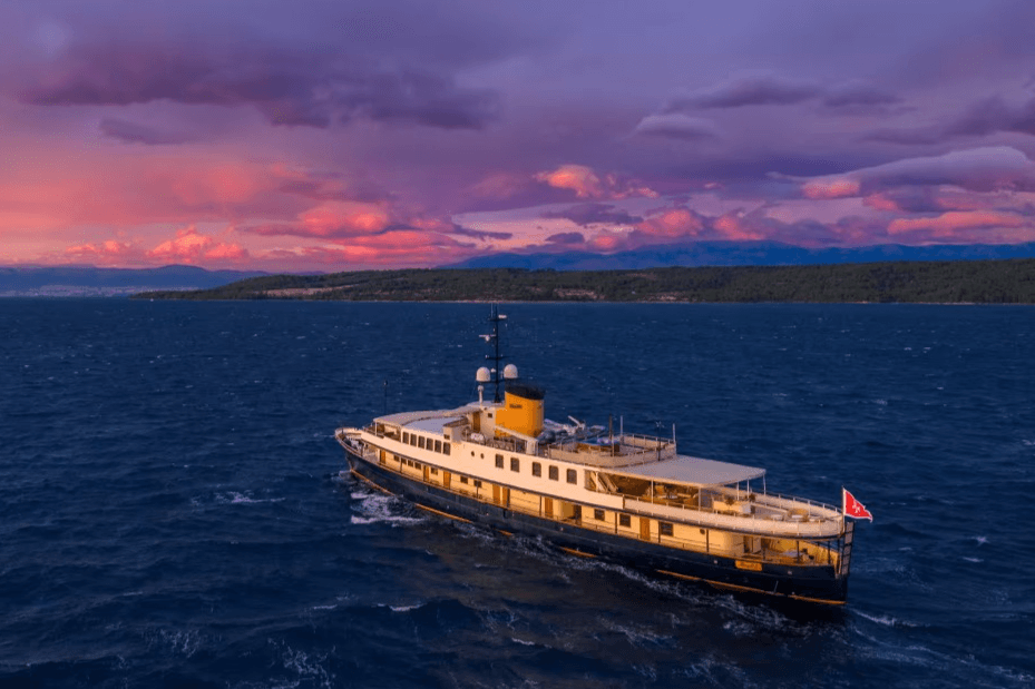 Seagull 2 yacht