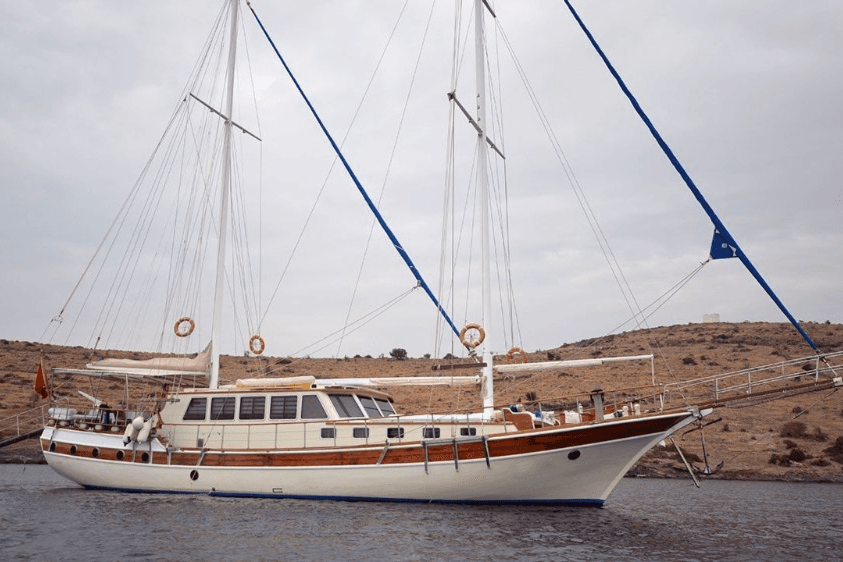 Tufan 5 yacht