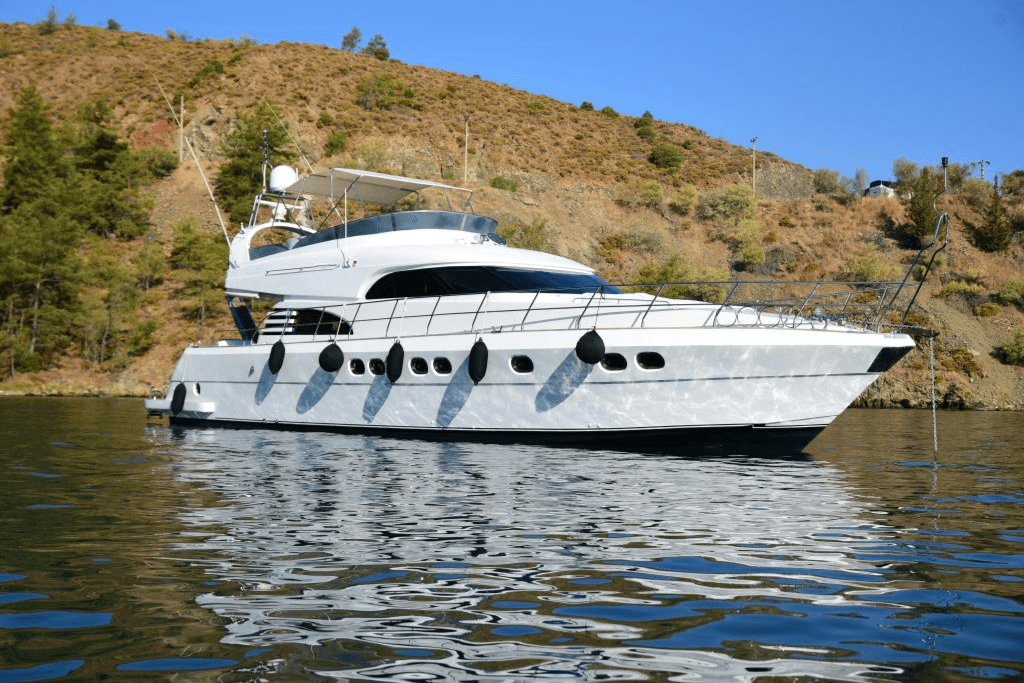 Sirocco yacht