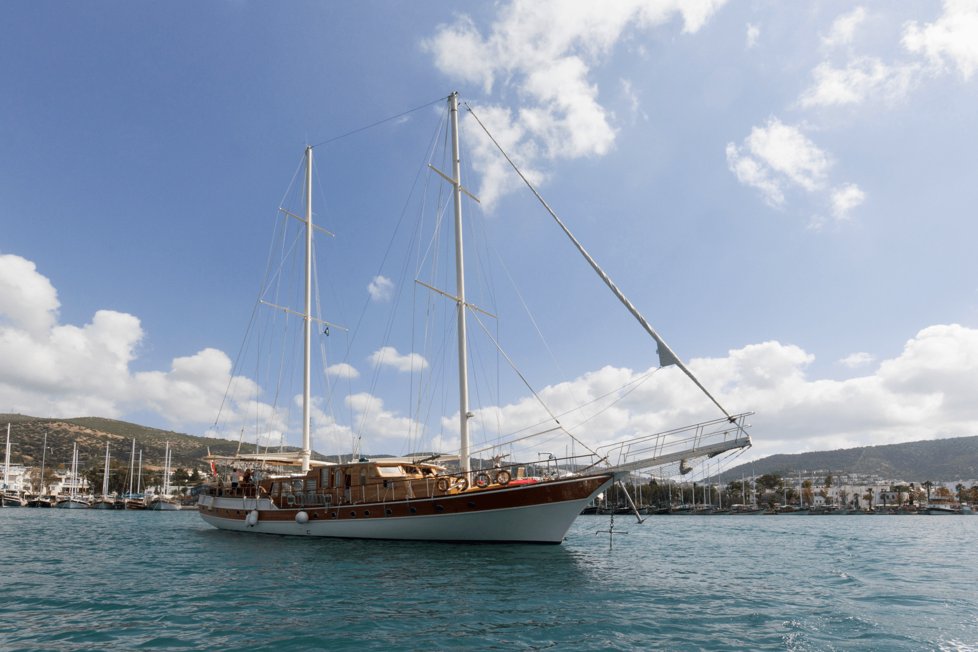 Hera yacht