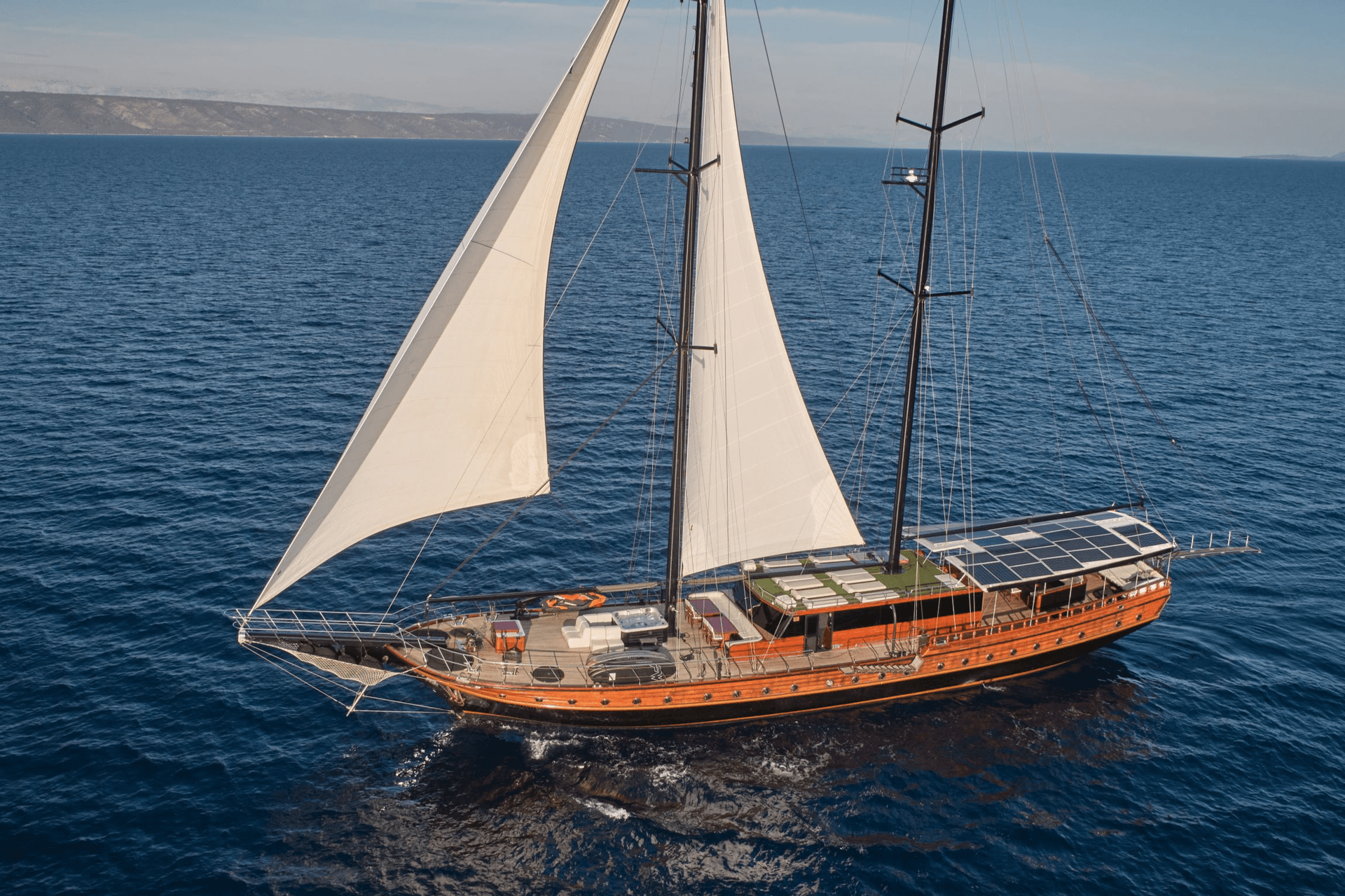 Stella Maris yacht