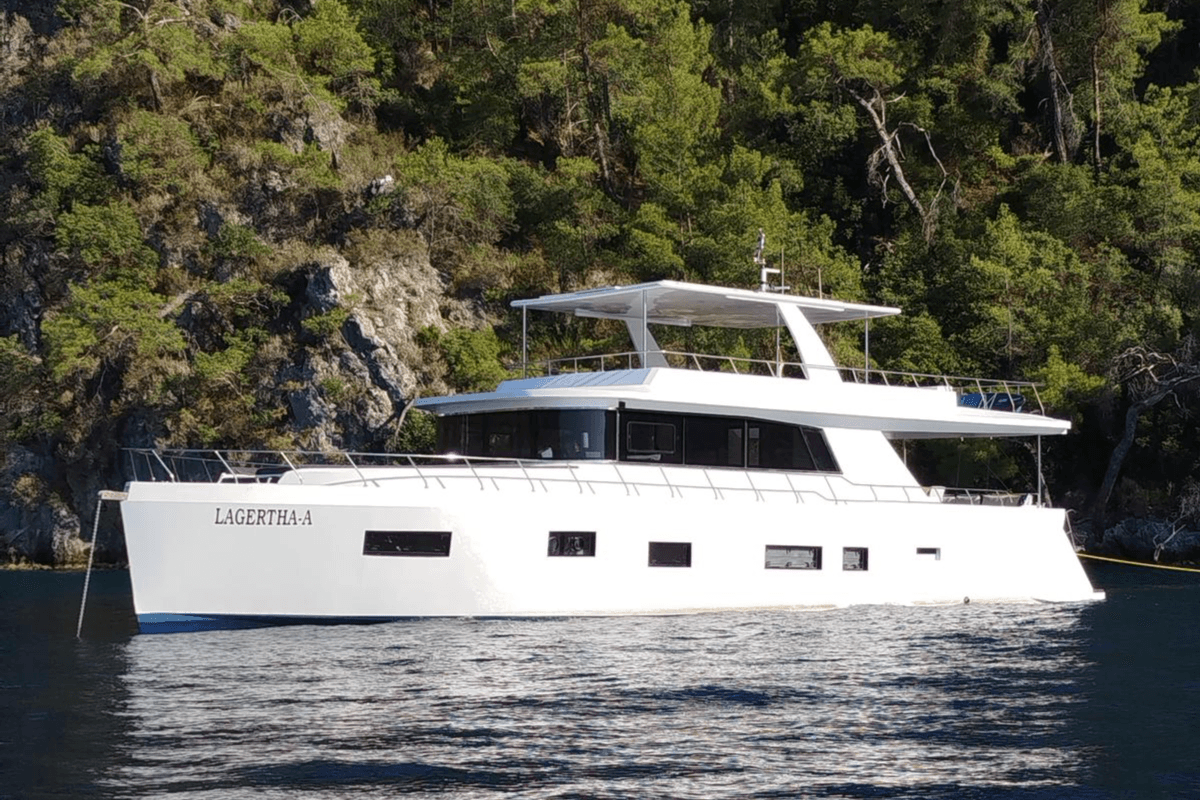 LAGERTHA yacht