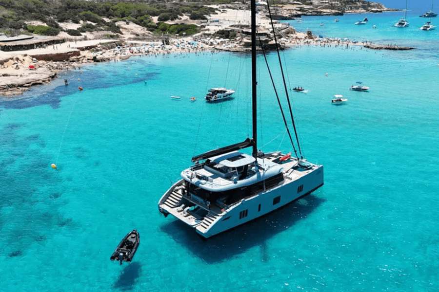SHADES OF GREY yacht