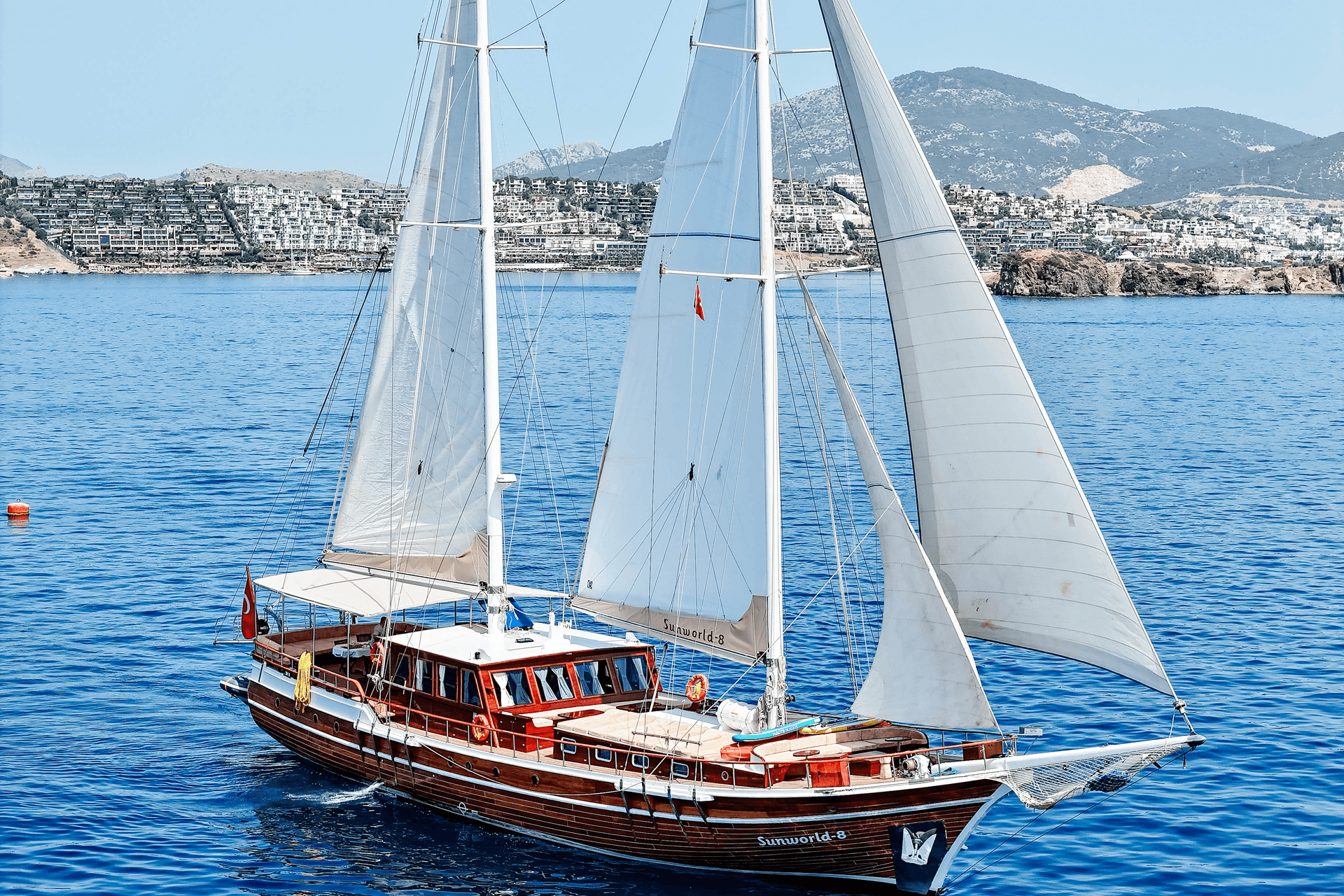Sunworld 8 yacht