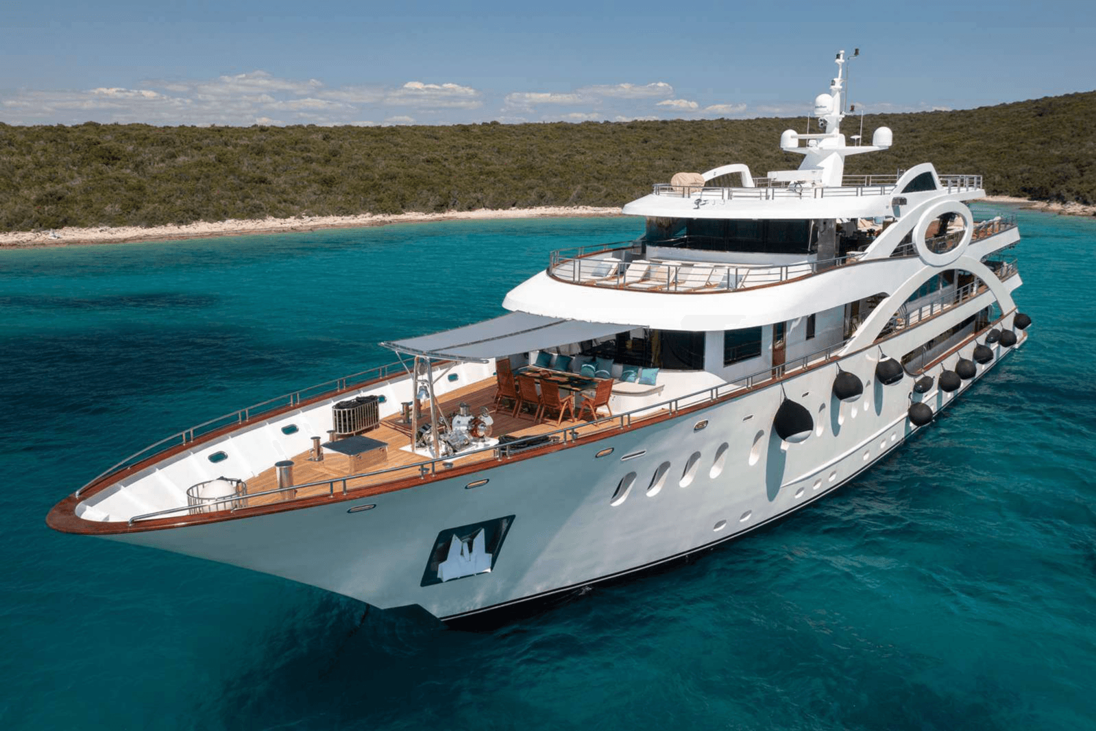 Olimp yacht