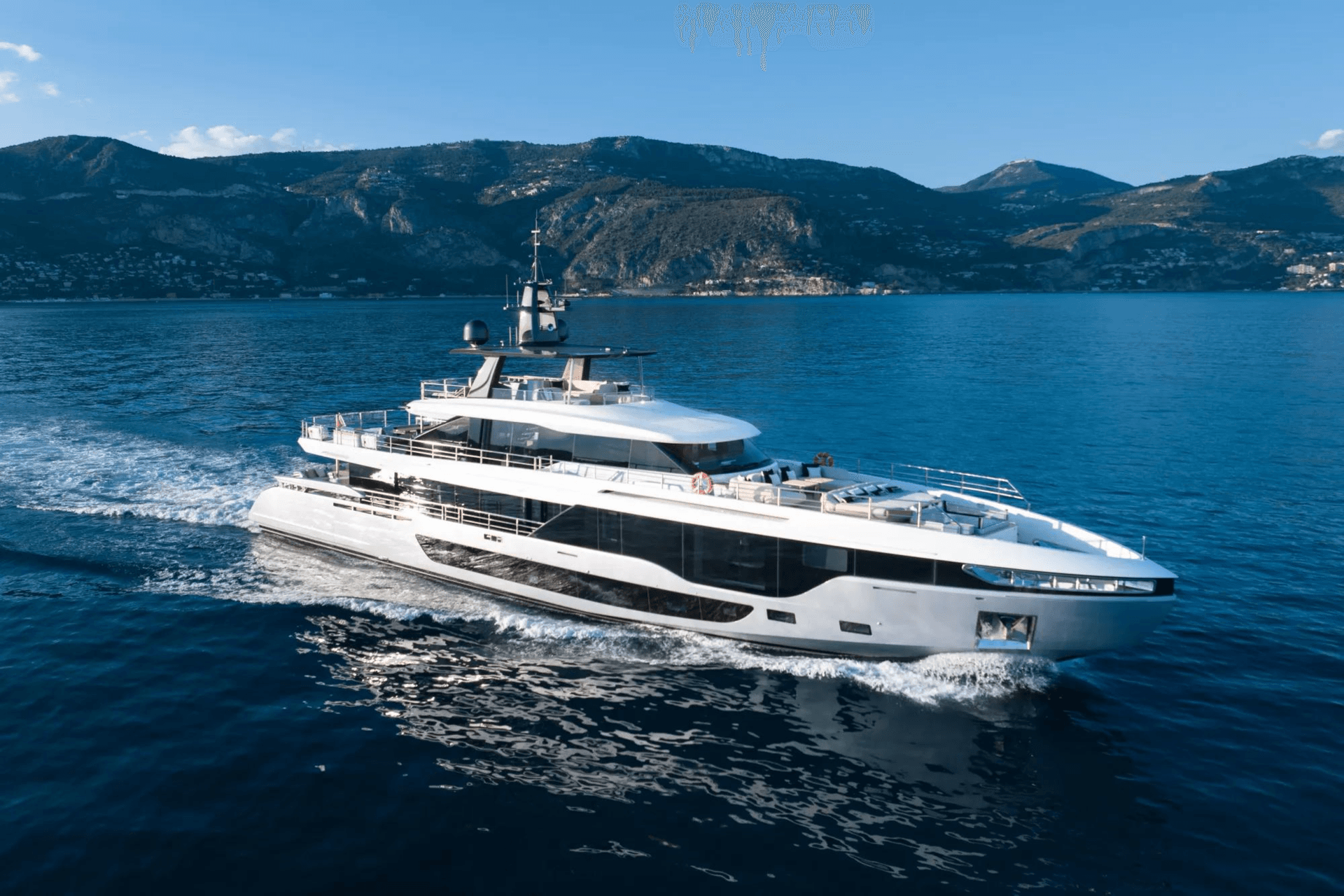 OCEAN ONE yacht