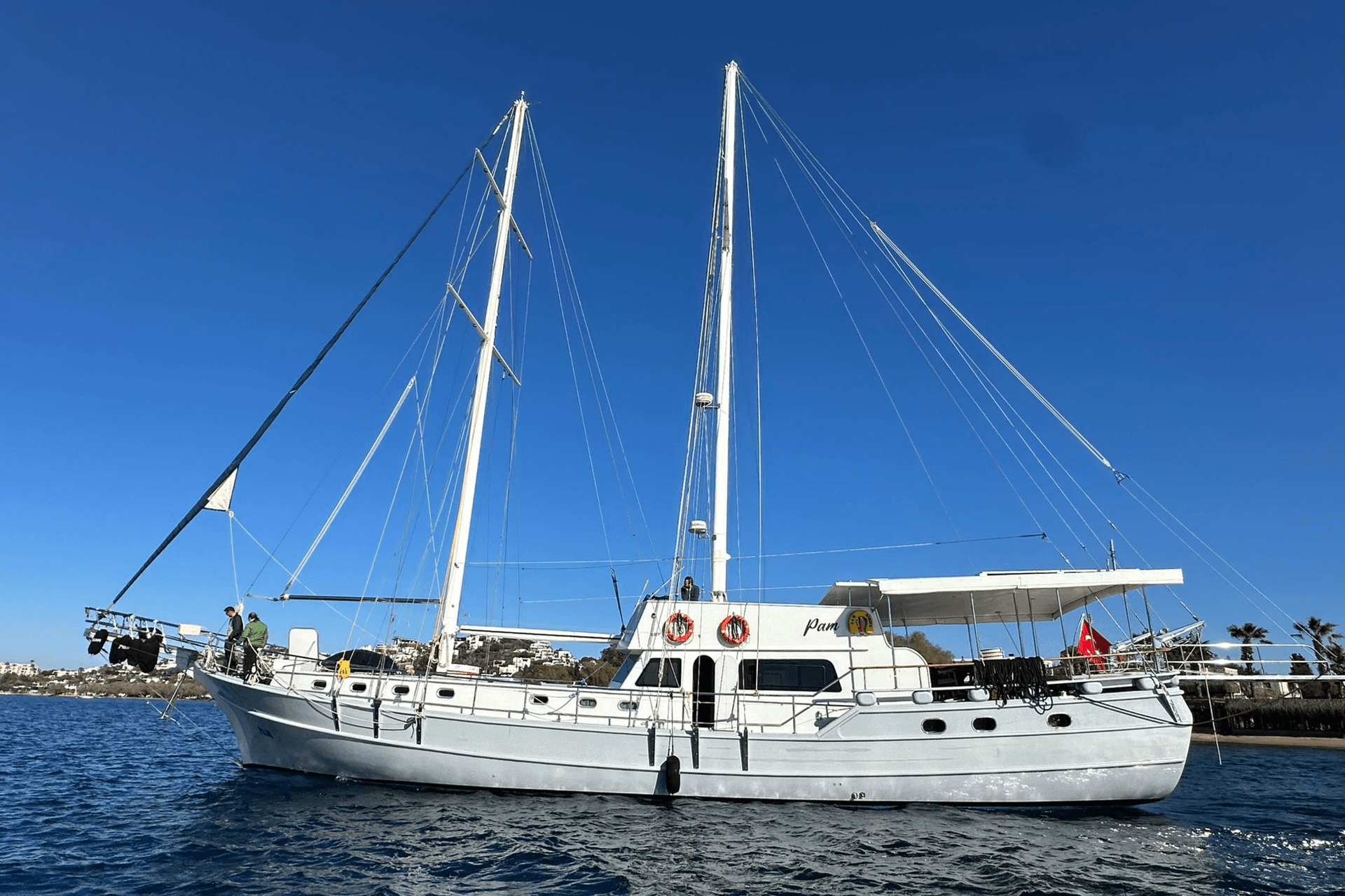 PAM yacht