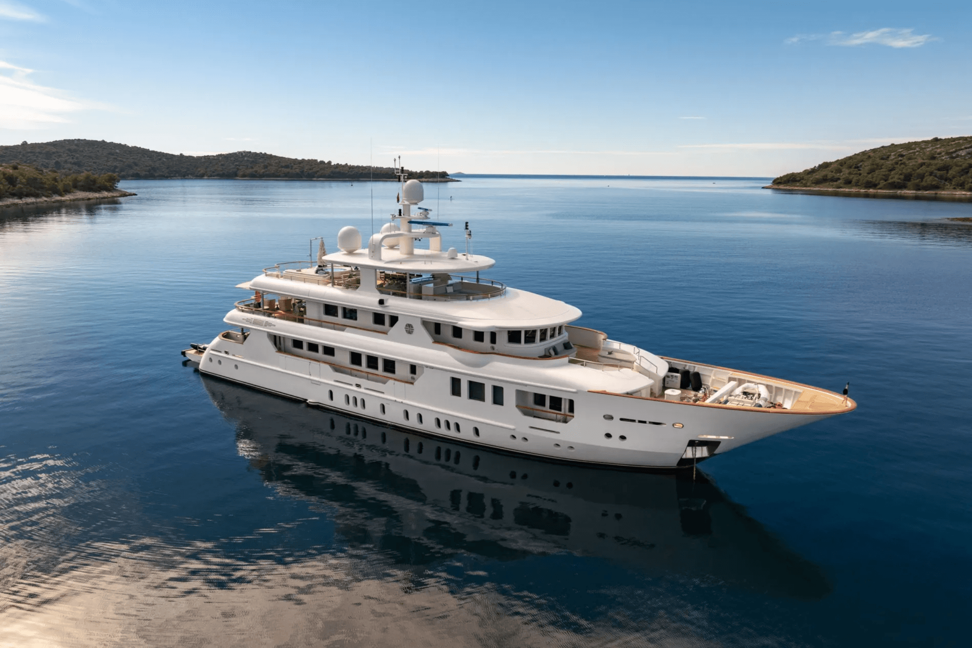 INCAL yacht